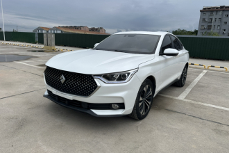 宝骏RC-6 2019款 1.5T CVT 24小时在线旗舰型