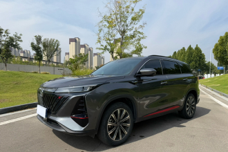 长安CS75 PLUS 2022款 2.0T 自动旗舰型