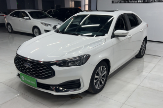 福特 福睿斯 2021款 1.5L 自动钻石版