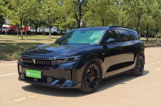 岚图汽车 岚图FREE 2025款 318 259km 四驱探索版