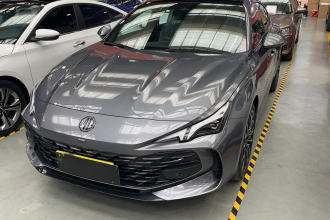 名爵 MG7 2025款 1.5T 300 DCT优雅版