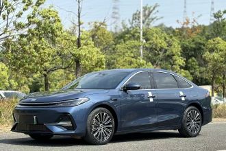 吉利银河 银河A7 2025款 EM-i 150km 星舰版