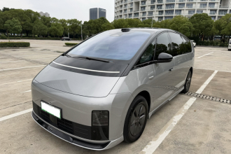 理想汽车 理想MEGA 2025款 Home 家庭特别版