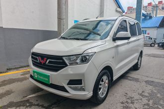 五菱汽车 五菱宏光 2021款 改款1.5L S标准型 电动助力LAR