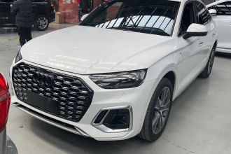 奥迪Q5L Sportback 2022款 45 TFSI 豪华型