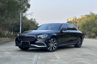 奔驰E级新能源 2021款 E 350 e L 插电式混合动力轿车
