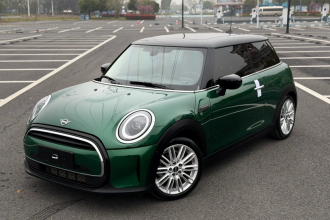 MINI 2022款 1.5T COOPER 经典派