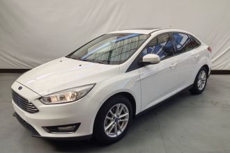 福特 福克斯 2017款 三厢 1.6L 自动风尚型智行版