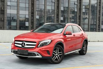 奔驰GLA 2015款 GLA 220 4MATIC 时尚型