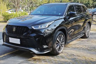 丰田 皇冠陆放 2024款 2.5L HEV四驱尊贵版