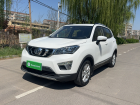 长安CS15 2017款 1.5L 自动豪华天窗版