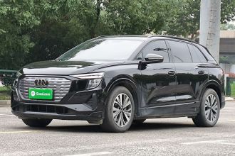 奥迪Q5 e-tron 2023款 40 e-tron 闪耀型 机甲套装
