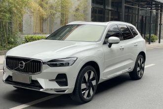 沃尔沃XC60新能源 2025款 插电式混动 长续航四驱智远豪华版