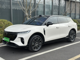 岚图汽车 岚图知音 2025款 后驱乾崑版