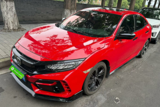 本田 思域 2021款 HATCHBACK 220TURBO CVT潮酷控