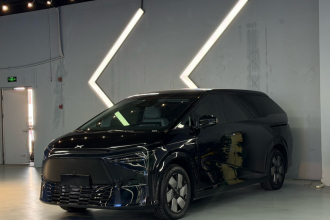 小鹏X9 2024款 640四驱高性能Max