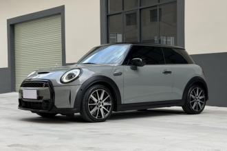MINI 2022款 2.0T COOPER S 经典派
