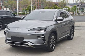 比亚迪 宋PLUS新能源 2025款 EV 520km 尊贵型
