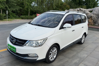 宝骏730 2016款 1.5T 手动豪华型 7座
