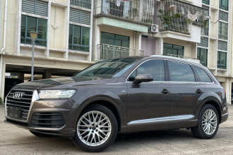 奥迪Q7 2019款 55 TFSI 技术型