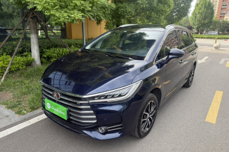 比亚迪 宋MAX 2017款 1.5T 自动智联尊贵型 7座