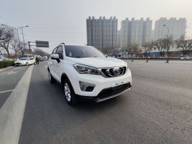 长安CS15 2016款 1.5L 自动时尚版