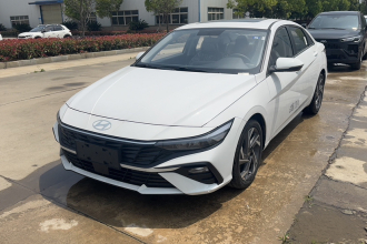 现代 伊兰特 2023款 1.5L CVT GLX精英版