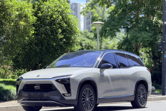蔚来ES8 2022款 75kWh 七座版