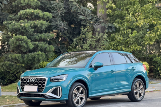 奥迪Q2L 2022款 35 TFSI 时尚动感型