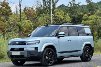 方程豹 钛7 2025款 190KM四驱Ultra版