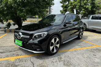 奔驰GLC 2018款 改款 GLC 300 4MATIC 动感型