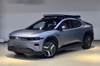 长安启源E07 2025款 纯电 四驱 90kWh Ultra高性能版