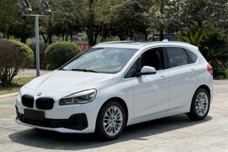宝马2系旅行车 2019款 218i 领先型
