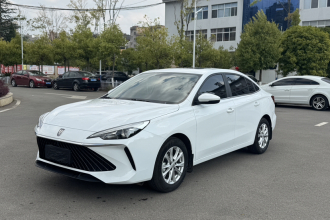 荣威i5 2023款 1.5L CVT豪华版