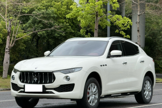 玛莎拉蒂 Levante 2016款 3.0T 标准型