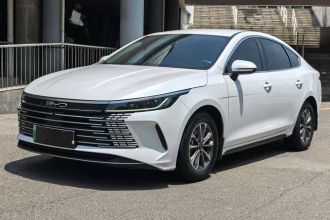 比亚迪 驱逐舰05 2024款 荣耀版 DM-i 55KM 豪华型