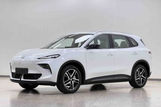 名爵 MG ES5 2025款 425plus 后驱版