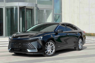 别克 君越 2025款 白金艾维亚版