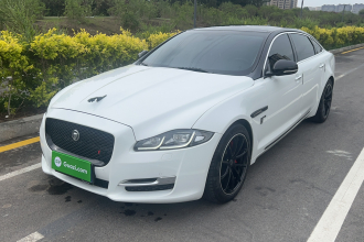 捷豹XJ 2016款 XJL 3.0 SC 四驱全景商务版