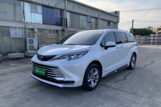 丰田 赛那SIENNA 2021款 2.5L混动 铂金版