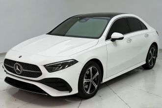 奔驰A级 2024款 改款 A 200 L 时尚型