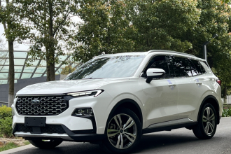 福特 领睿 2022款 改款 EcoBoost 170 尊领型