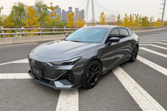 长安UNI-V 2023款 1.5T 尊贵型