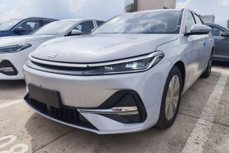 吉利银河 银河A7 2025款 EM-i 150km 尊享版