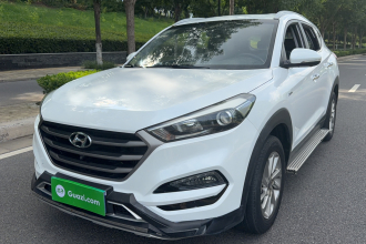 现代 途胜 2015款 1.6T 双离合两驱智能型