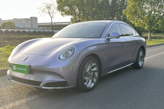 欧拉闪电猫 2022款 555km 尊贵版