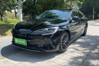 比亚迪 海豹 2023款 DM-i 1.5T 121km 旗舰型