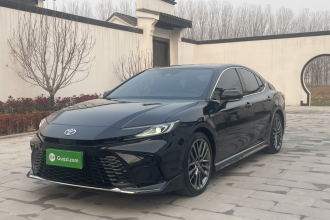 丰田 凯美瑞 2024款 双擎 2.0HXS 运动Plus版