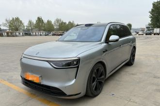 鸿蒙智行 问界M8 2025款 增程 Ultra版 53.4kWh 5座版 (192线激光雷达）