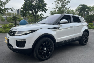 路虎 揽胜极光 2017款 2.0T SE 智耀版